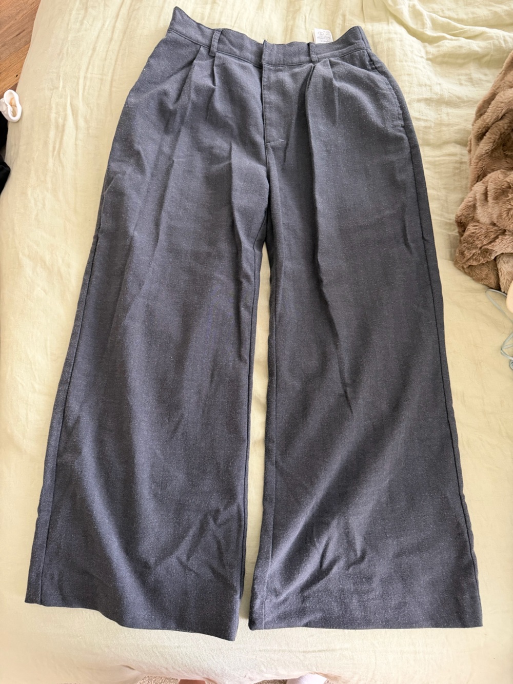 Abercrombie & Fitch Charcoal Herringbone Pants